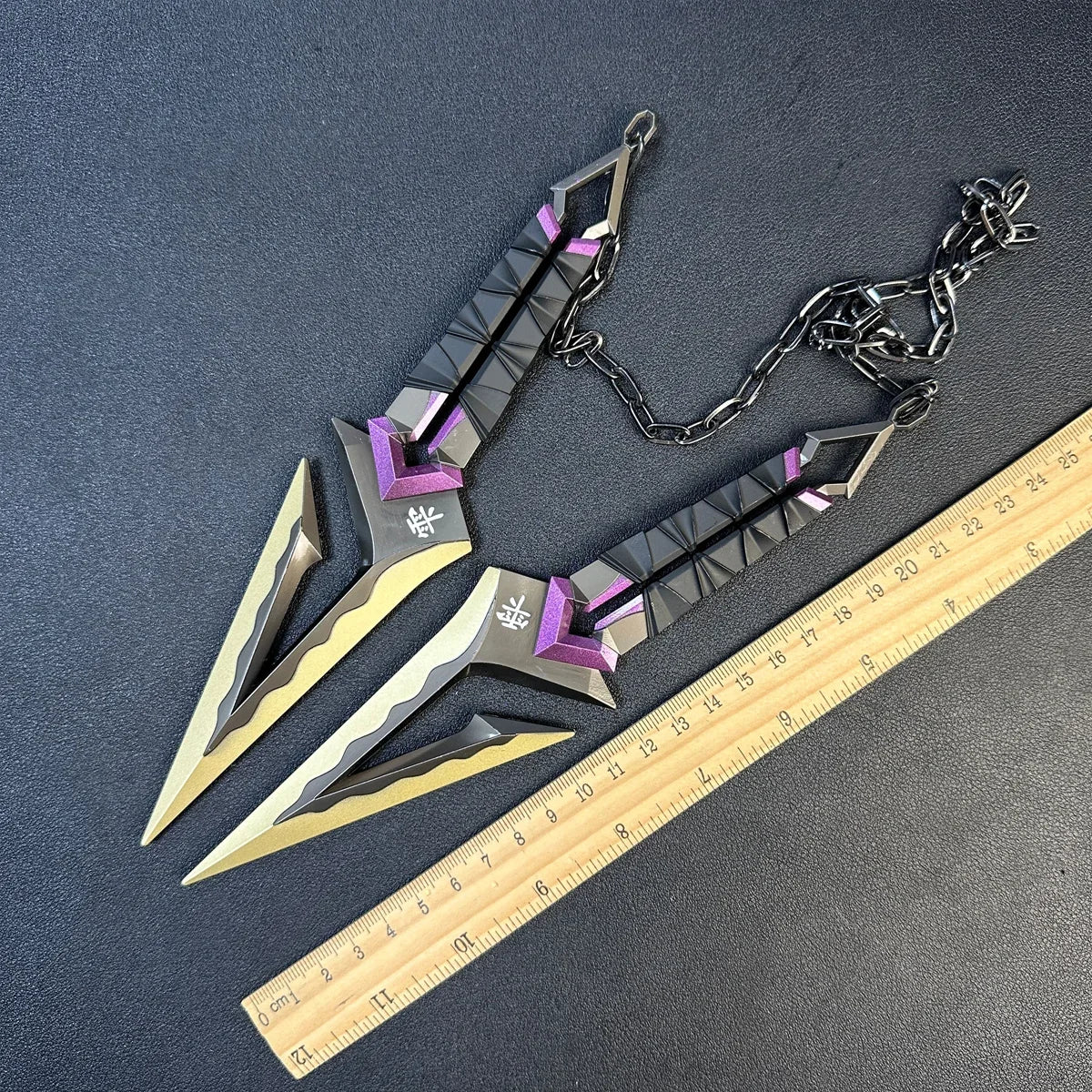 Karambit Rotatif – Réplique Valorant Champions 2021 | Métal | Cosplay & Décoration