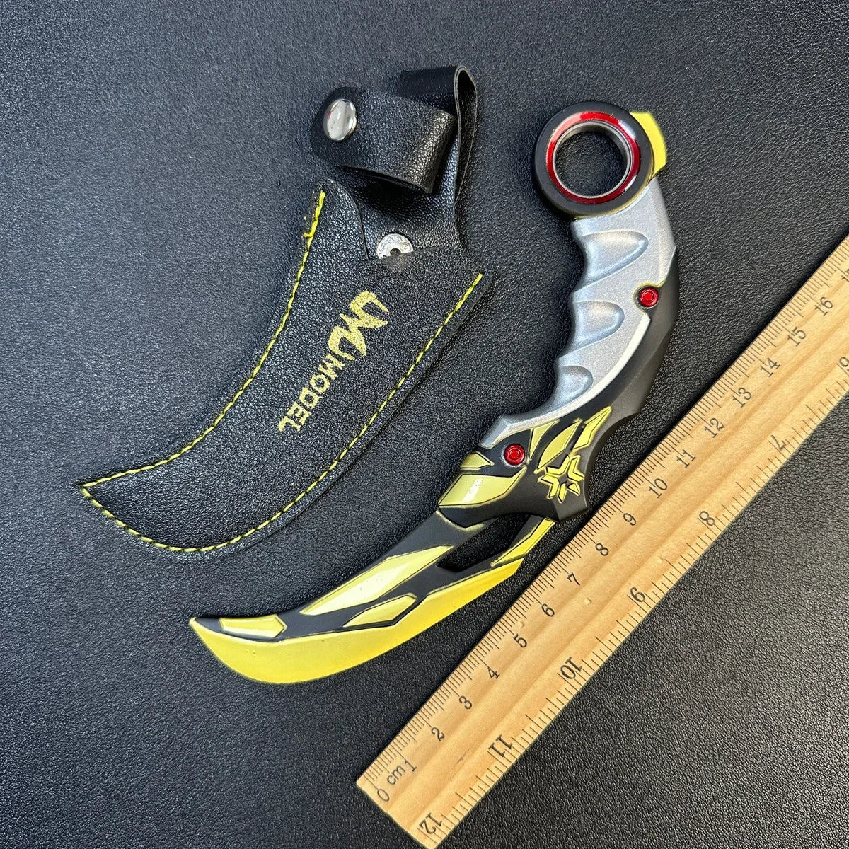 Karambit Rotatif – Réplique Valorant Champions 2021 | Métal | Cosplay & Décoration