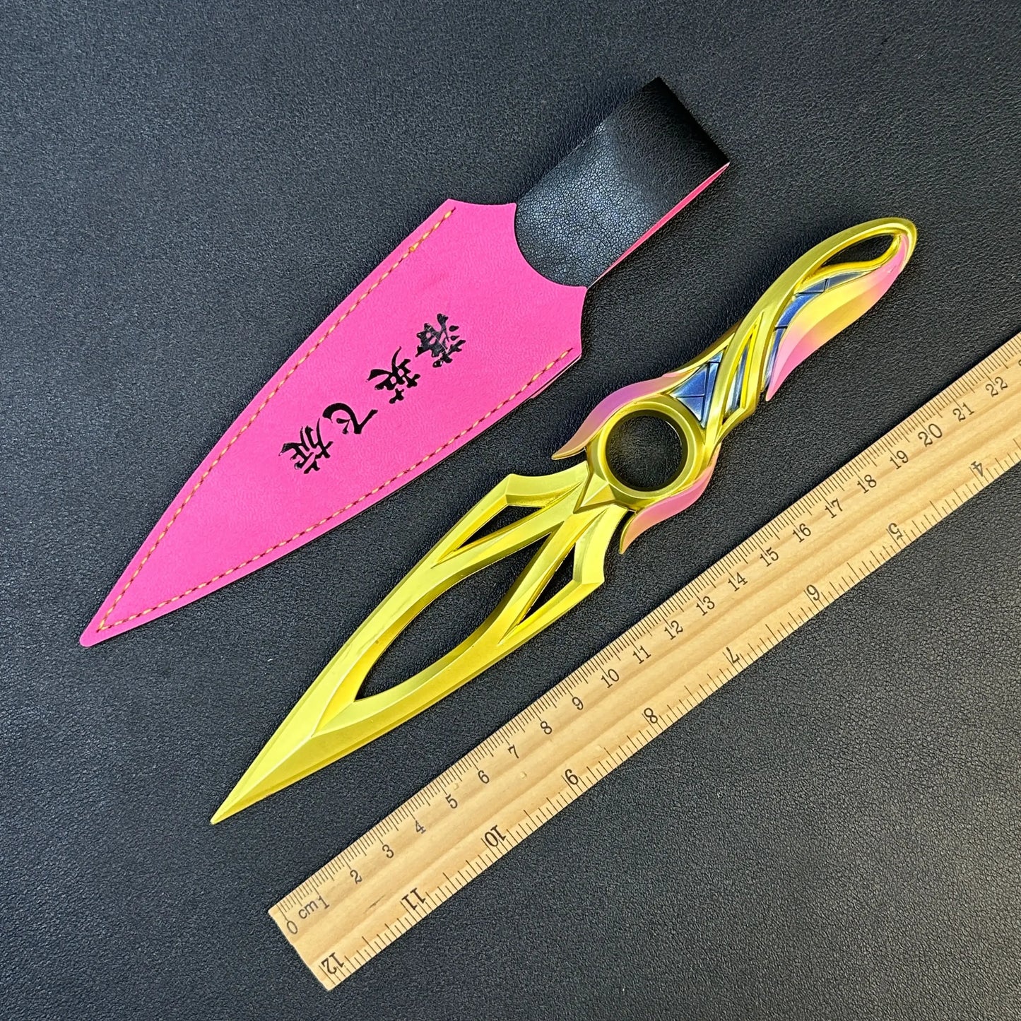 Karambit Rotatif – Réplique Valorant Champions 2021 | Métal | Cosplay & Décoration