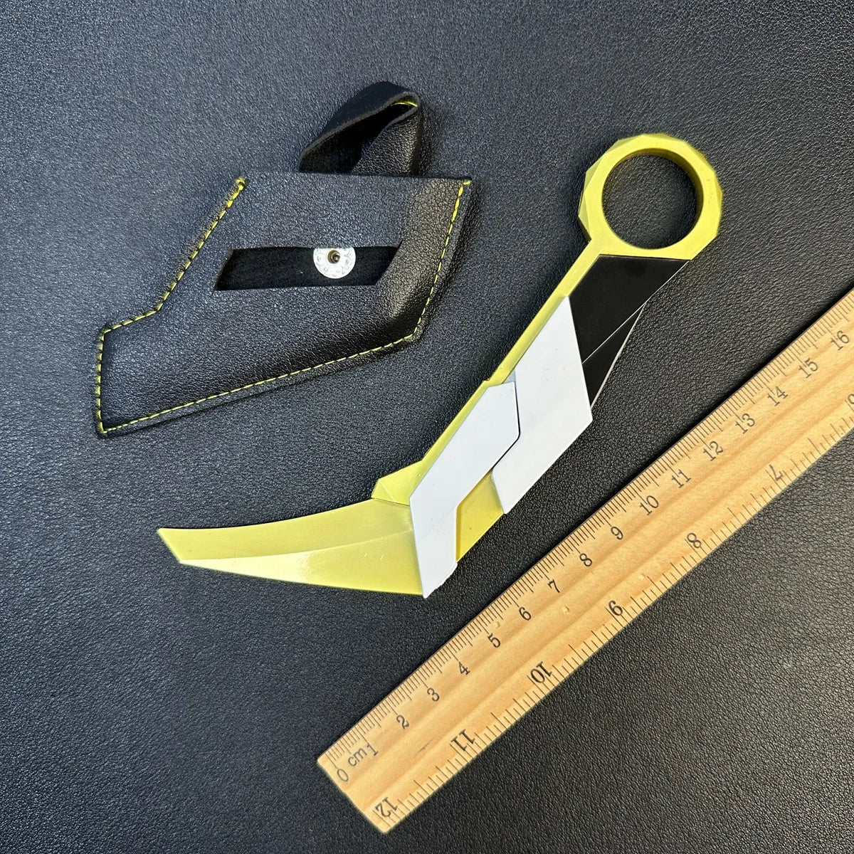 Karambit Rotatif – Réplique Valorant Champions 2021 | Métal | Cosplay & Décoration
