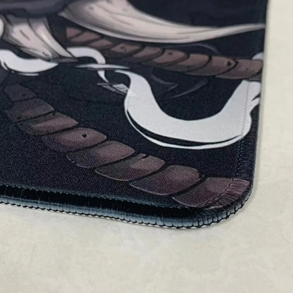 Tapis de souris XXL Oni Japonais – Gaming & Bureau | Antidérapant | Design Masque Démon